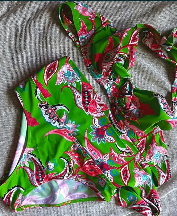 Купальник h&m  розовый р.44 маленький.