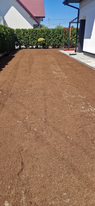 Usługi glebogryzarka separacyjna zakładanie trawników