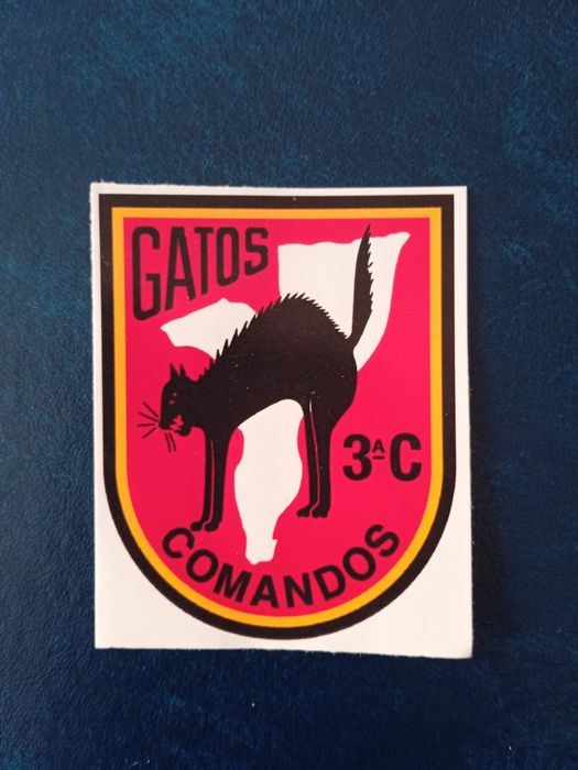 Livro terceira companhia de comandos de Moçambique.