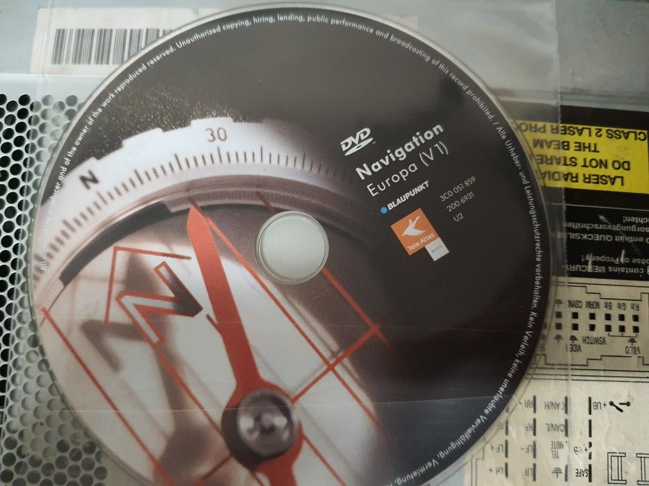 Radio samochodowe Volkswagen VW DVD Navigation 2din / Touran Passat b6 Golf 5 Caddy Passat b6 Golf plus Czarne zadbane