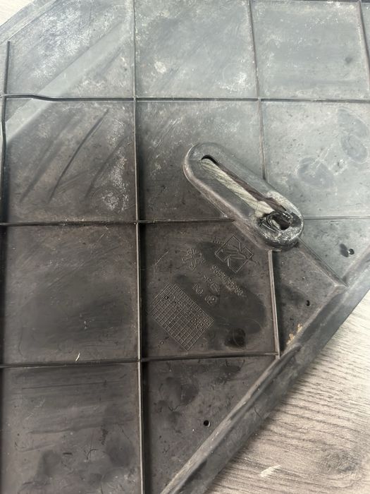 Захист переднього бампера Peugeot 307. Захист нижньої губи. 9653433980