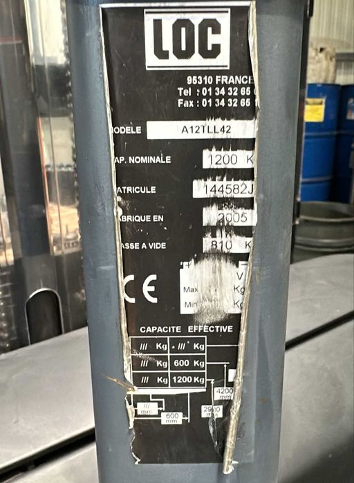 Empilhador Elétrico LOC A12TLL42 – 1200kg – 4,20m – Bateria Nova