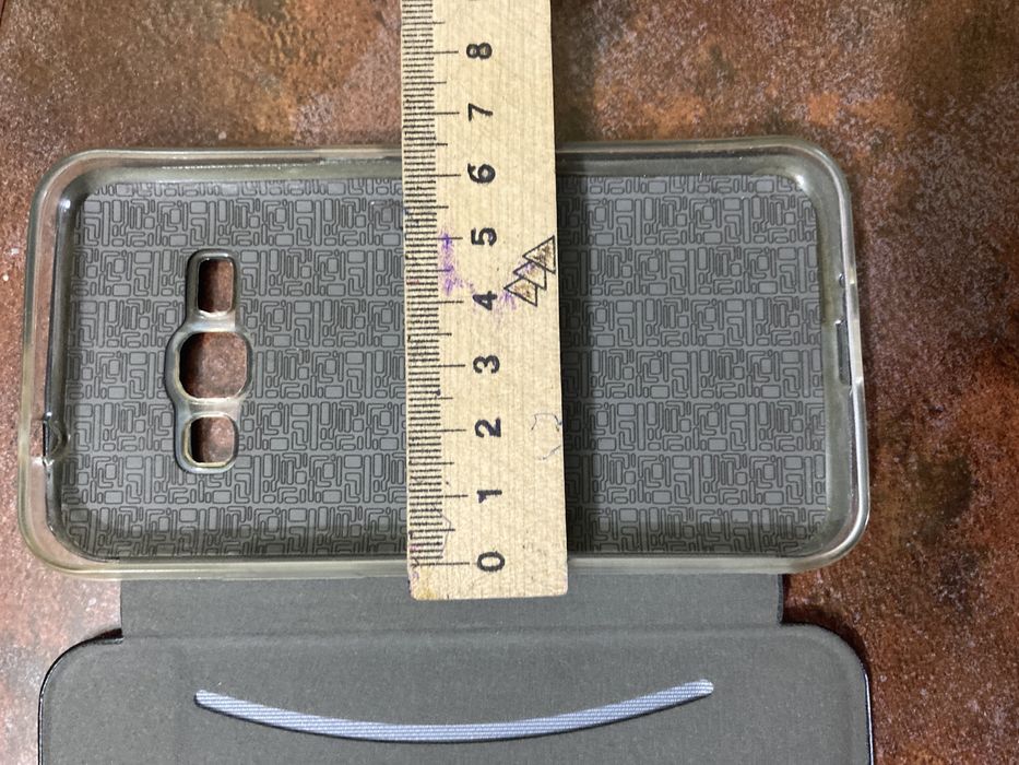 Продам чехлы на телефон