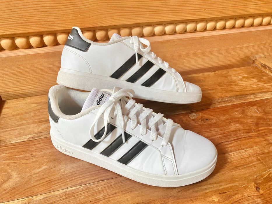 Buty Adidas Grand Court rozm. 39 1/3