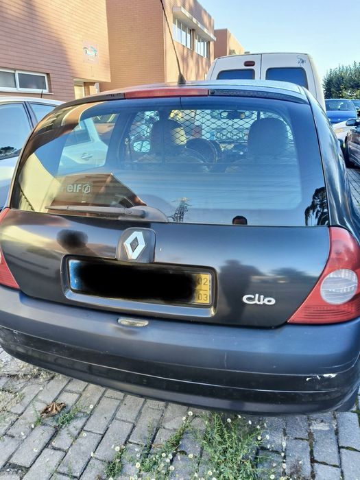 Clio 1.5 DCI (Com avaria)