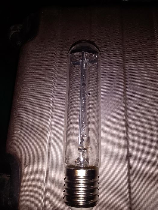 Lâmpadas para estufas ou chocadeiras