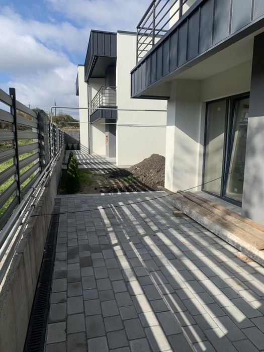 Продаж котеджу с.Зубра