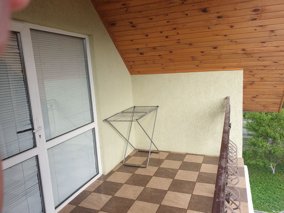 Опенда квартири 12000 всі комунальні сплачує власник