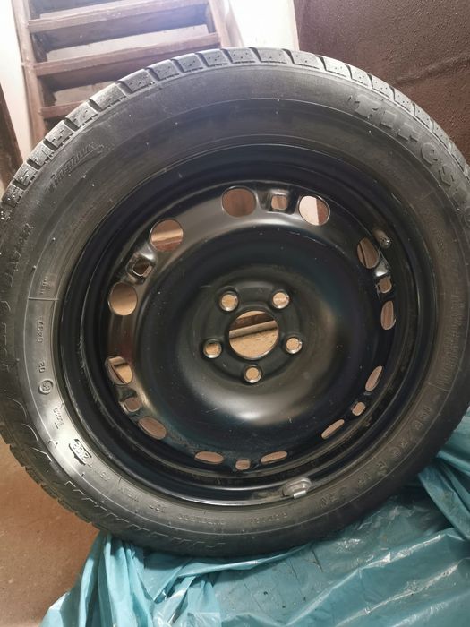 Felga stalowa 15 R15 felgi stalowe opona opony Firestone Seat Cordoba