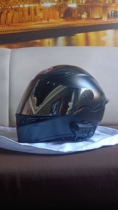 Продам шолом AGK k1