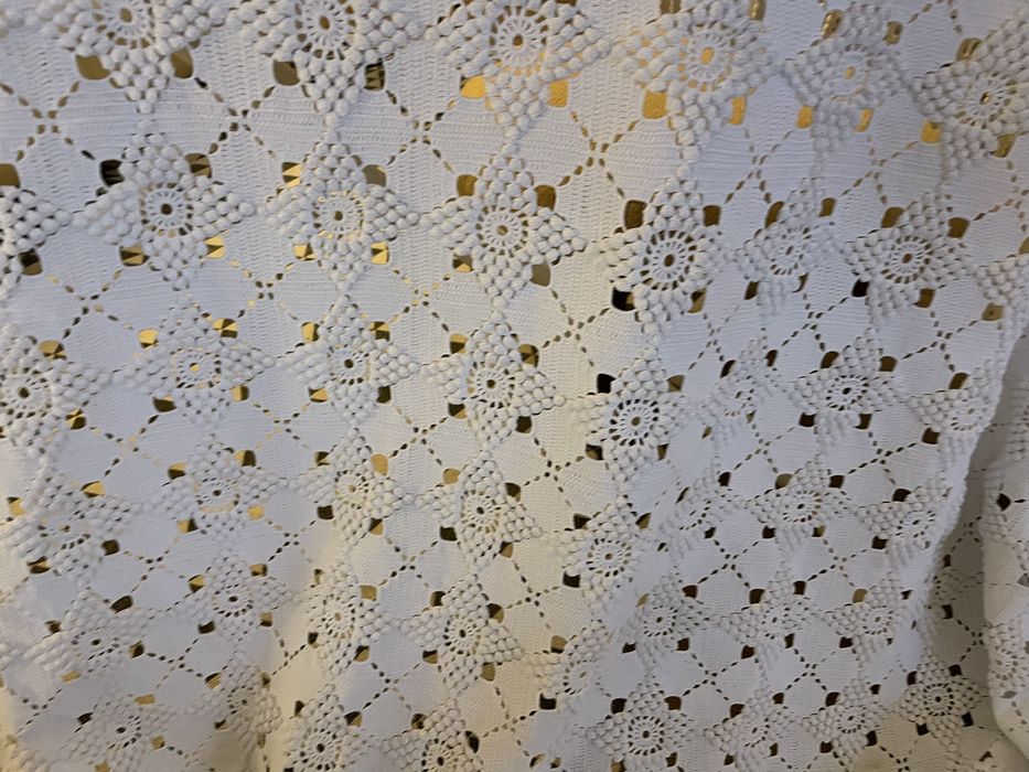 Colcha de renda/crochet feita à mão