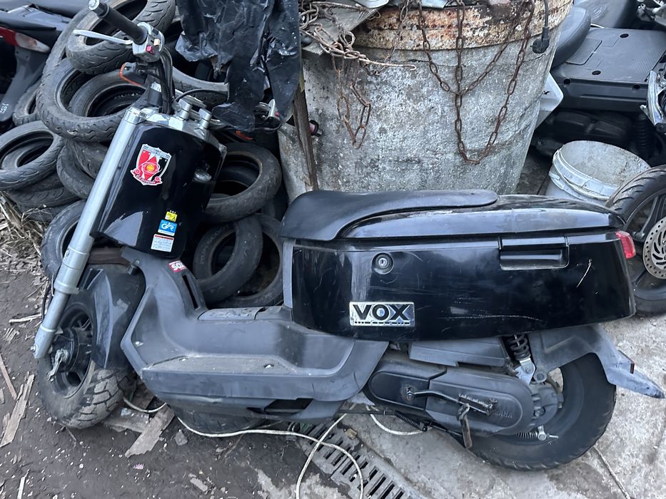 Пластик білий на Honda Gyro x Canopy Gyro up Topic af 38 Honda tact 16 24 30 51 Dio 27 35 56 62 68 Honda Crea Scoopy Honda pcx 125 dio 110 jf 31