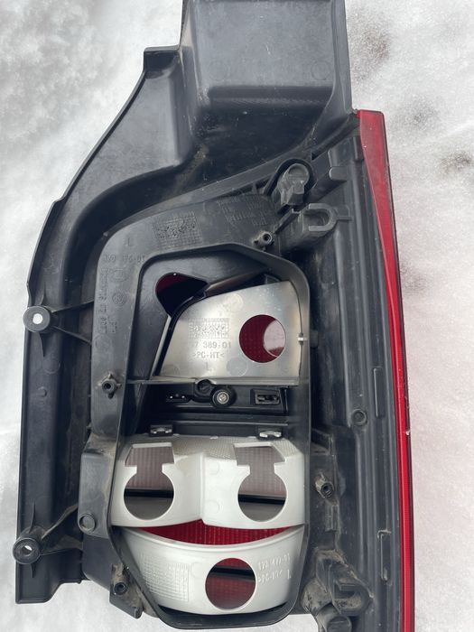 Фонар задній, Мультиван, Каравела.