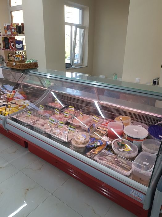 Холодильник Регал морозилка кондитерська