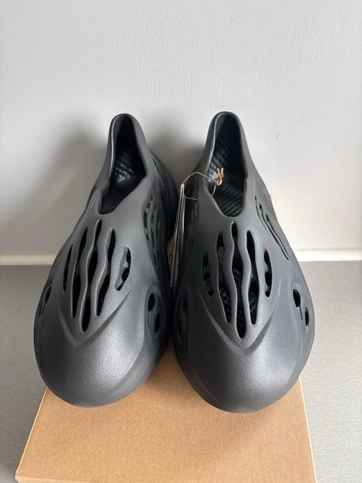 Buty Klapki Yeezy Foam Runner Onyx 46 HP8739