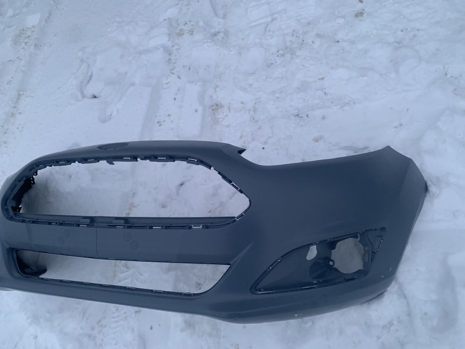 Передний бампер FORD FIESTA 13-16