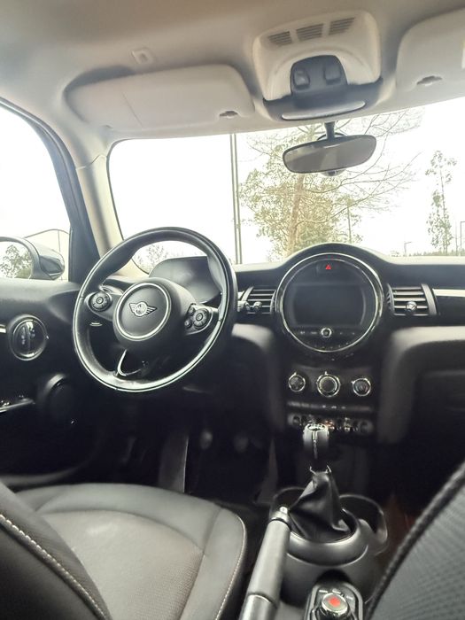 MiNi One  2021      1.5 Turbo 102cv