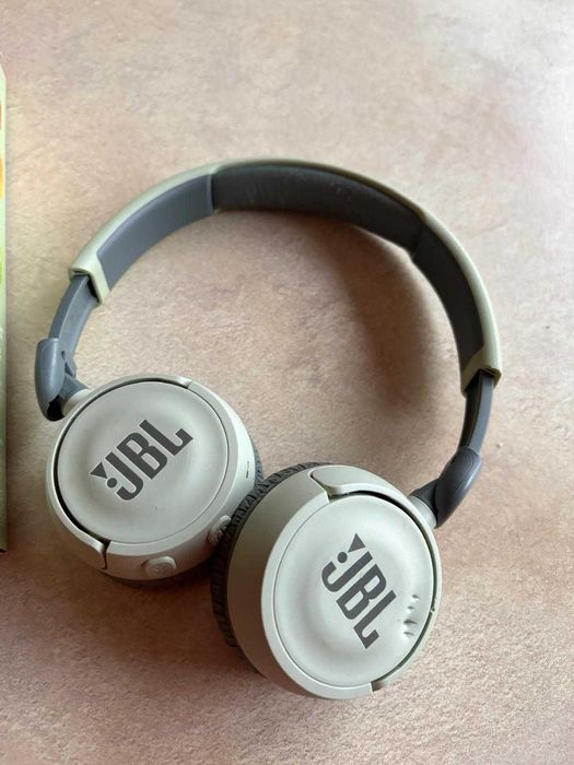 JBL Bezprzewodowe słuchawki bluetooth