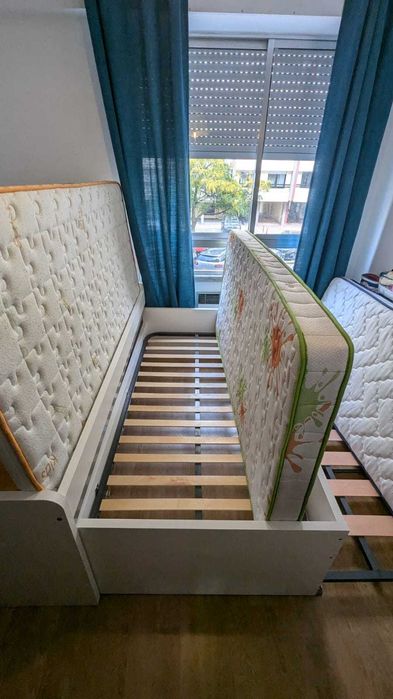 Cama gaveta tripla com colchões64552295731073121