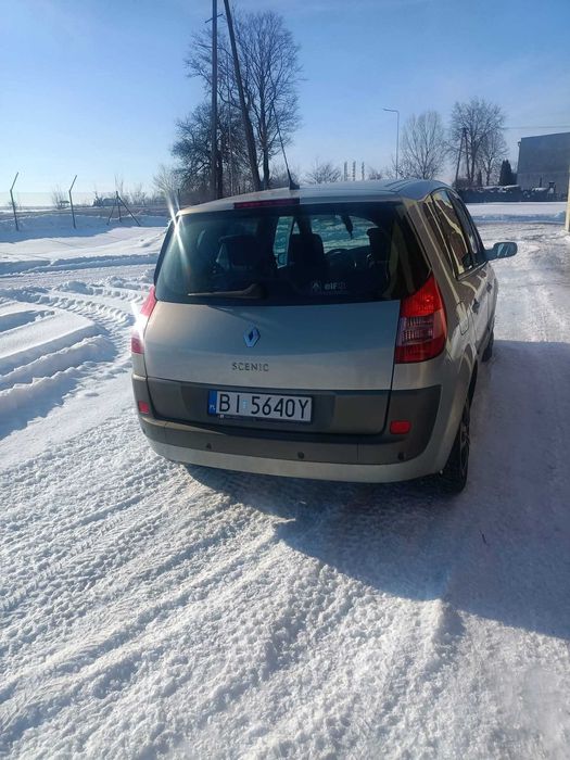 Sprzedam Renault Scenic 2.0 16v 140km