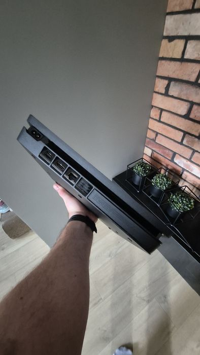 Playstation 4slim 1tb