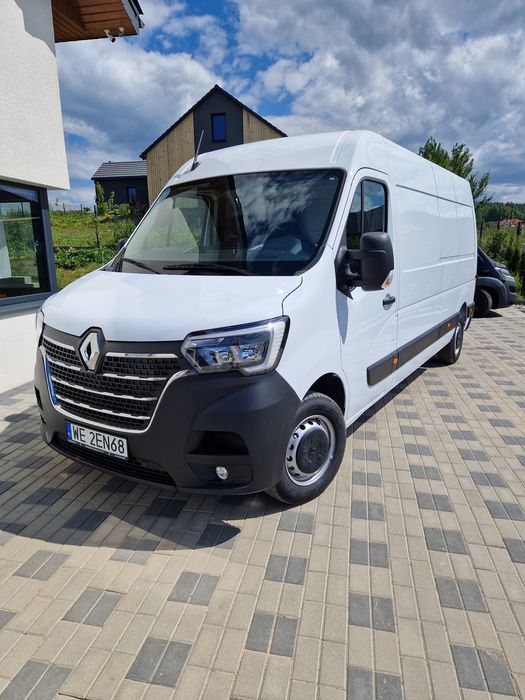 Wynajem busa wynajmę wypożyczalnia. Pojazdy użytkowe transport