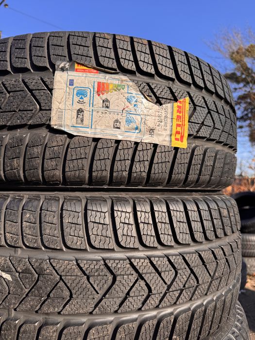 Нові зимові шини 235 45 R19 Pirelli