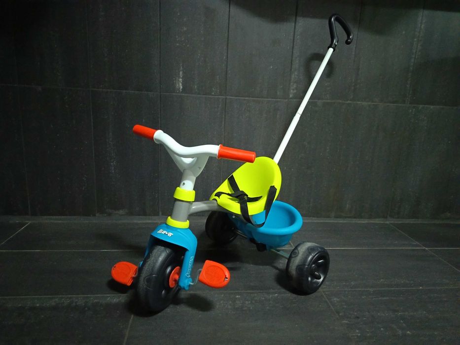 Triciclo (1-2anos) I Bicicleta Chico (2-5anos) I Bicicleta Frozen (4-6anos) - Bom Estado