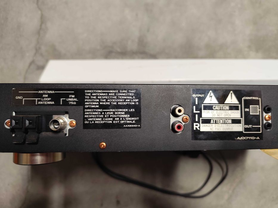Rádio RDS Sony F204 RDS