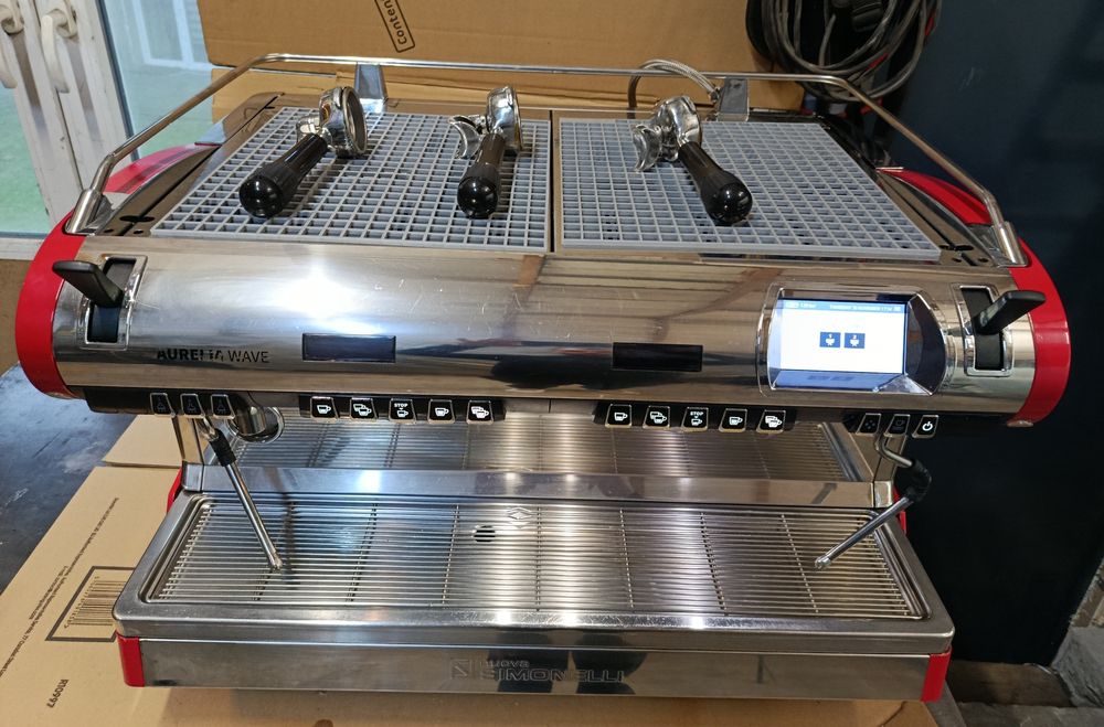 Ekspres kolbowy Nuova Simonelli Aurelia Wave II – PROFESJONALNE,