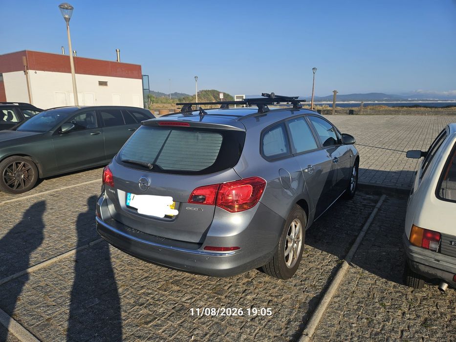 Opel Astra Sports Tourer 1.6 CDTI (2015) - Apenas 120.000 km
