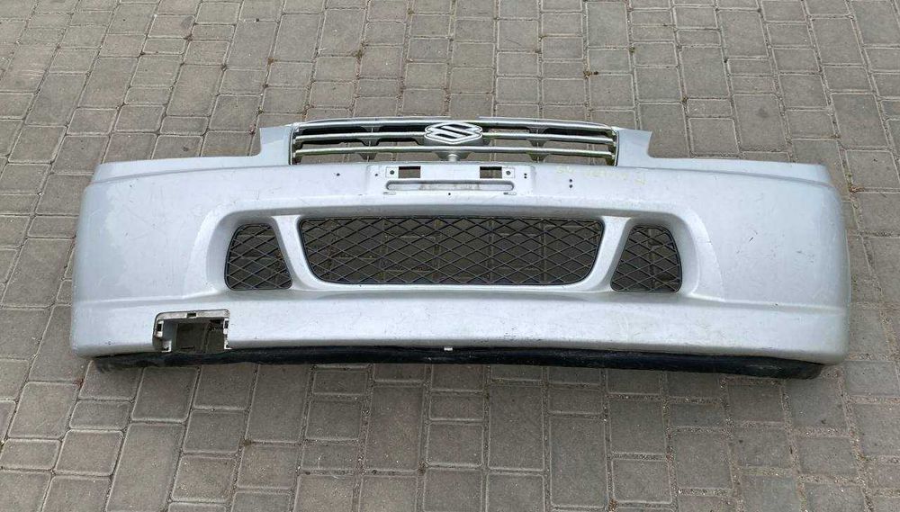 Бампер передний Suzuki Swift sport 2004