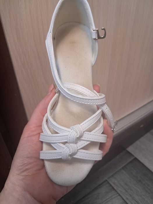 Продам туфли для танцев