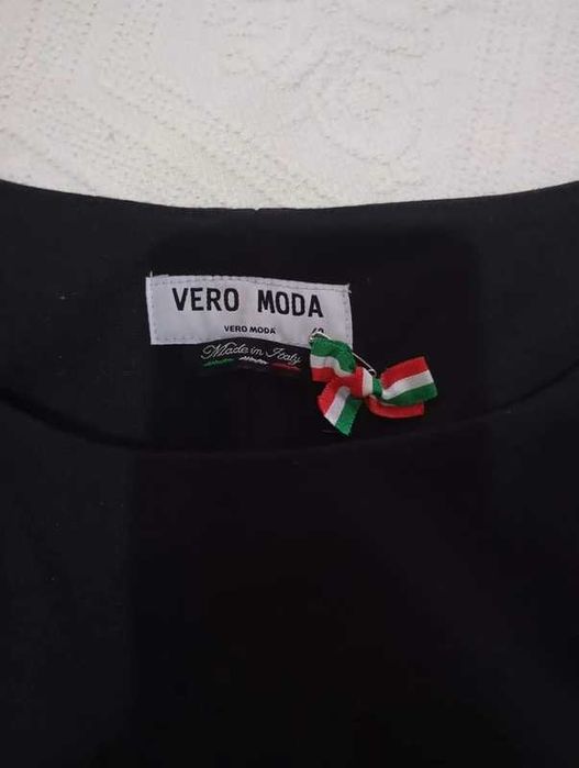 Lote de 4 Vestidos de Mulher (Casuais e Elegantes)