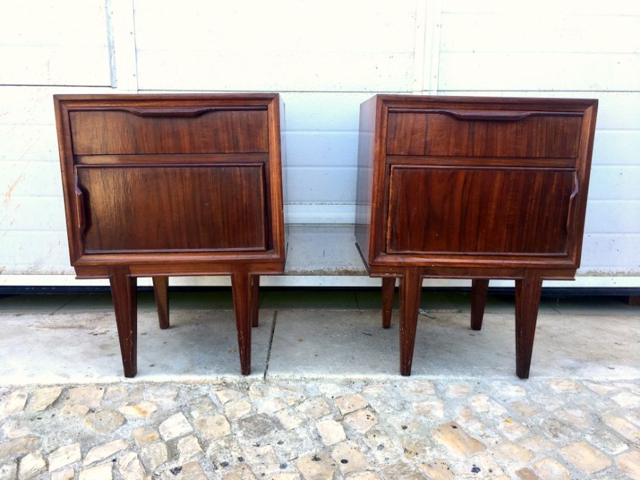 Mesa olaio vintage 43.5comp X 34prof X 60alt.