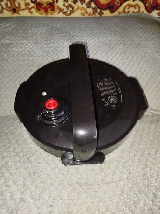 Б/У Мультиварка-скороварка Philips HD2139/40