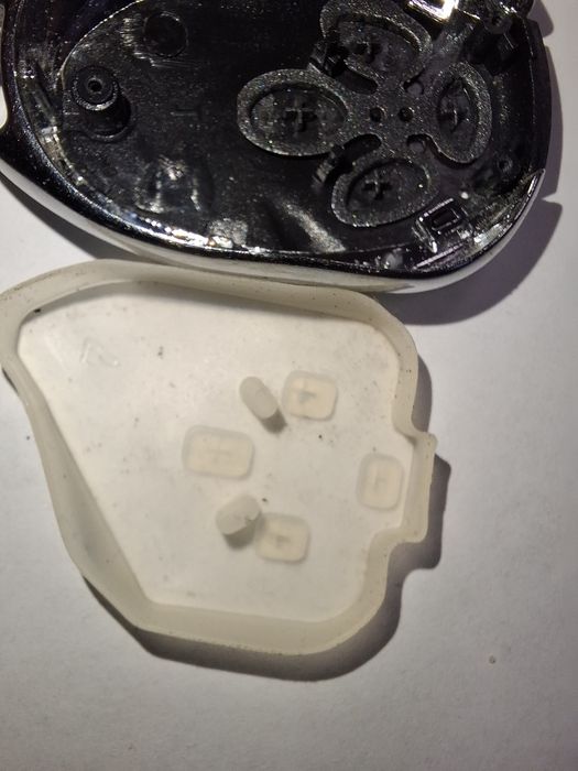 Пульт на 4 кнопки SM400B для воріт та шлагбаумів