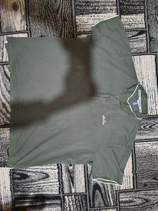 Футболка поло бренда ellesse. размер 3xl
