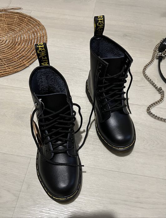 Новые натур. кожаные ботинки Dr. Martens
