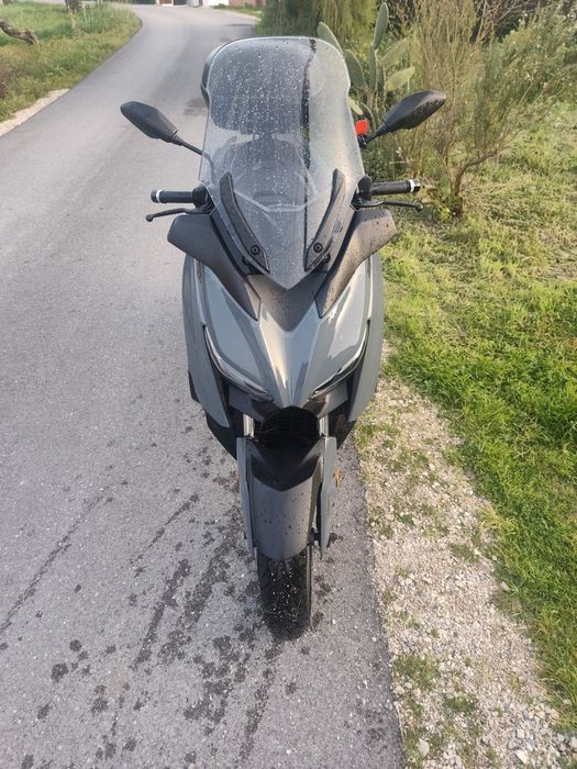 Yamaha xmax tech- max 125