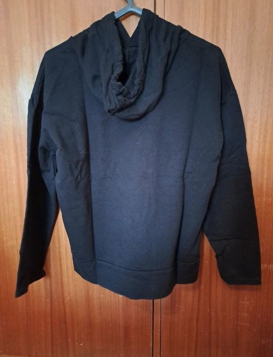Sweatshirt preta feminina