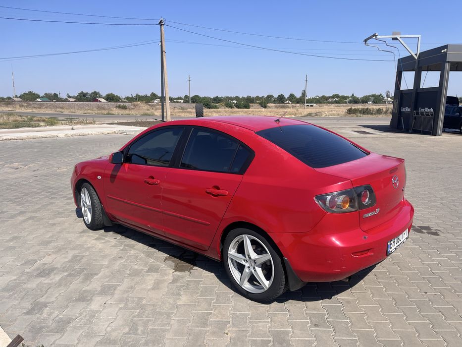 Продам Мазда 3 бк 2005 гола автомат 1.6 бензин