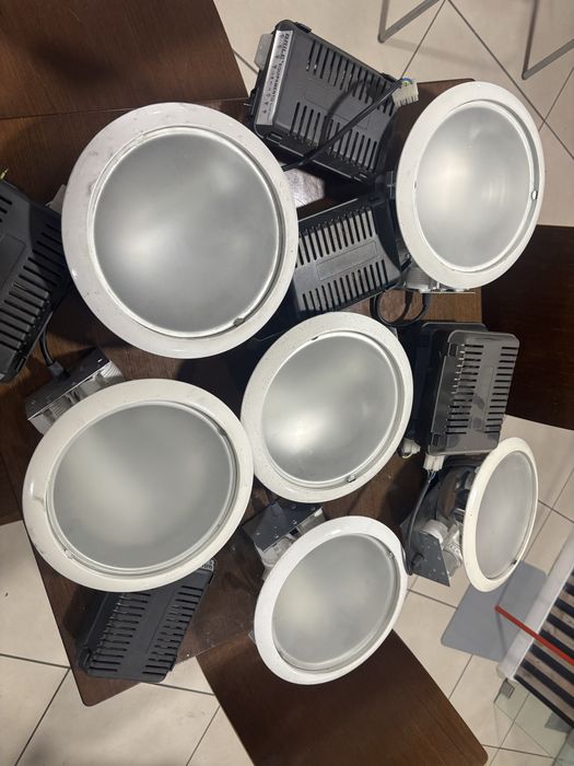 7 focos luz alguns com lampadas