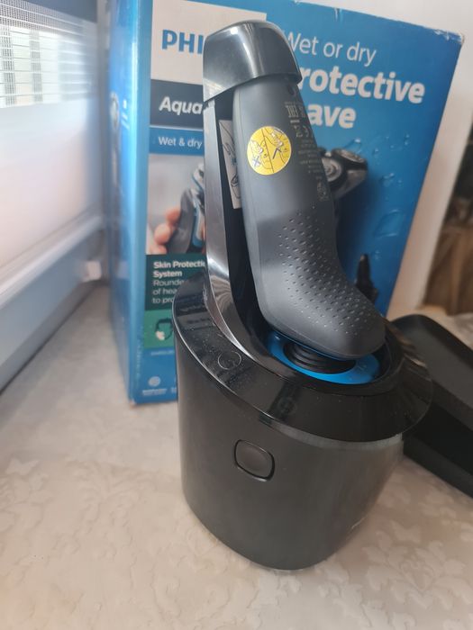 Електробритва Phillips aqua touch s 5400/26 чорна