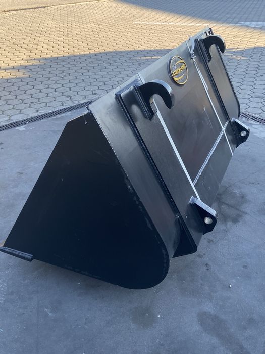 Balde Strickland 0,84 m3 JCB Q-FIT - Novo