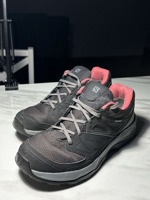 Кросівки salomon