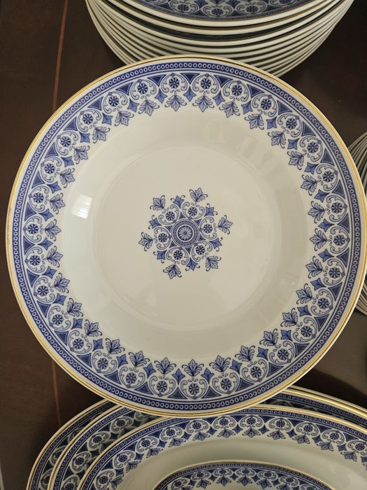 Serviço de refeição completo - Porcelana Quinta Nova