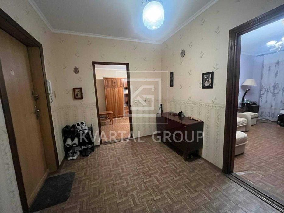 Продаж двокімнатної квартири з ремонтом. Без комісії.