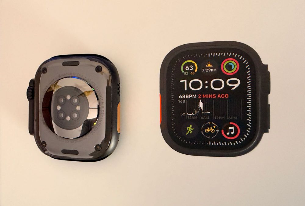 Apple Watch Ultra 2 preto com loop milanesa em titânio preto