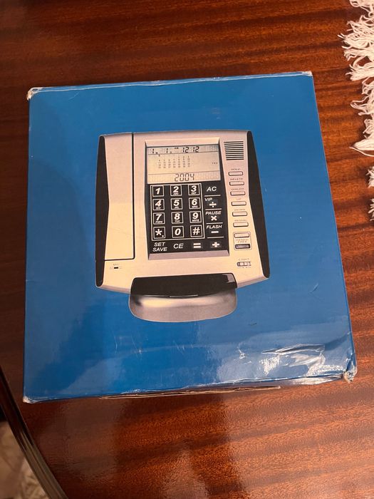 LCD Phone in Good Condition64552458765315124